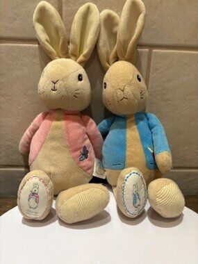 Peter Rabbit & Flopsy Bunny soft Plush Toys - Beatrix Potter 2018 x 2